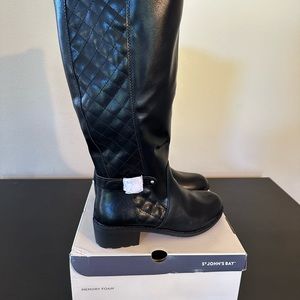 NWT/NIB St. John’s Bay Women’s Riding Boots. Size 7W